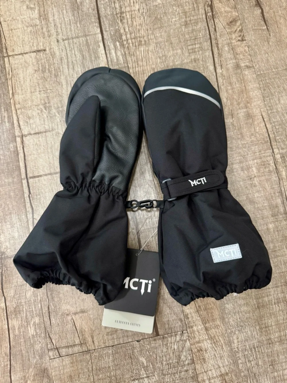 NWT MCTi Kids Winter Gloves Waterproof Windproof Insulated Black Kids-19